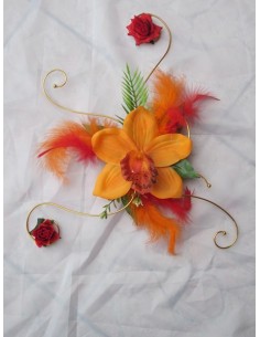 Décoration de voiture pour mariage avec de belles orchidées