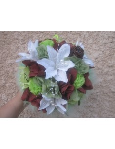 Bouquet mariée Rond chocolat / anis avec des lys, roses et œillets