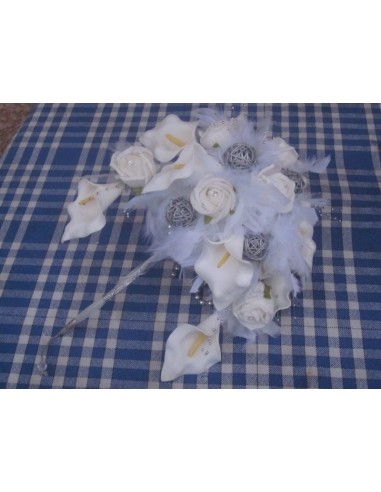 Magnifique Bouquet de Mariée blanc ou ivoire avec arums, roses ...