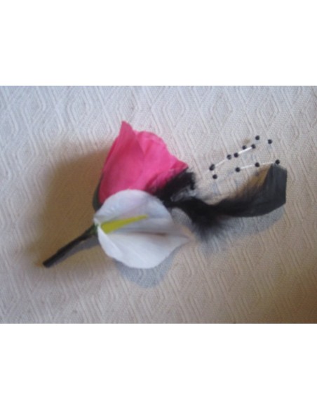 Bouquet de mariage Gothique thème fuchsia avec roses et arums