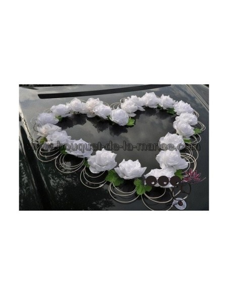 Décoration voiture mariage Grand cœur de roses de 80 cm