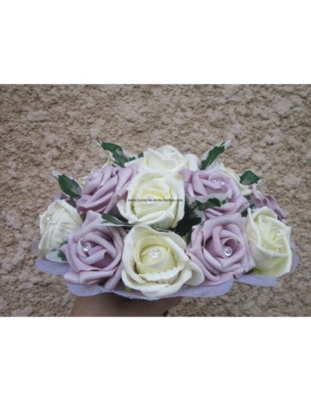 PROMO Bouquet mariage rond 22 cm parme avec roses et diamants PROMO Bouquet mariage rond 22 cm parme avec roses et diamants