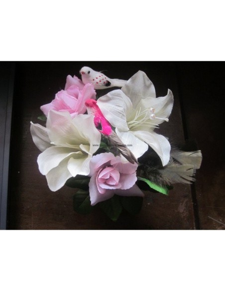 Commande de Mariage: bouquet, boutonnière, compositions de table Commande de Mariage: bouquet, boutonnière, compositions de table