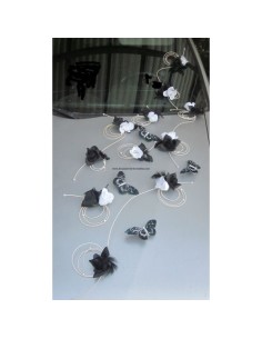 Idée décoration de Voiture pour Mariage avec papillons thème noir & blanc