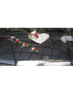 Décoration voiture mariage "Cœur" avec roses, plumes et colombes 2