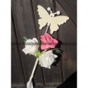 Bouquet mariage demoiselle d'honneur avec roses et papillon 