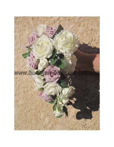 Bouquet mariée retombant ivoire et parme, perles et diamants