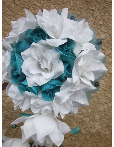 Bouquet Mariage Cascade Coup de cœur thème blanc, turquoise  Bouquet Mariage Cascade Coup de cœur thème blanc, turquoise
