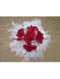 Bouquet mariée rond thème orchidées rouge, plumes, perles
