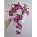 Bouquet de Mariage Cascade Fuchsia ou Rose avec roses & diamants