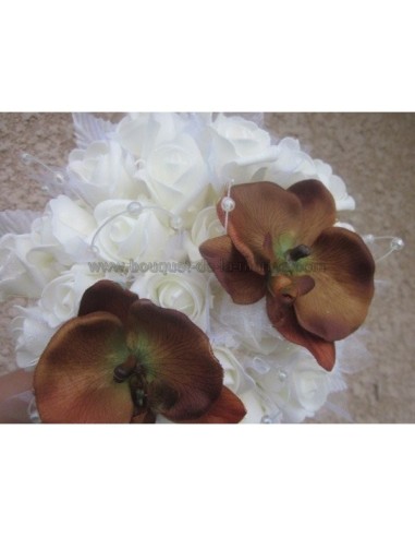Beau Bouquet Mariee Tombant thème Orchidée Chocolat + Roses