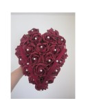 Bouquet de la Mariée "coeur bordeaux" fait avec des roses perlées