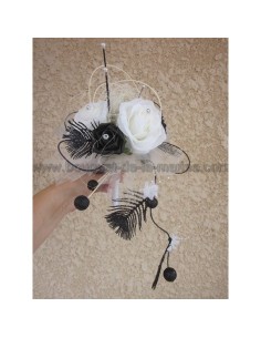 Bouquet de mariee Moderne Noir et Blanc avec roses,plumes,perles