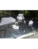 Décoration de voiture des mariés: chapeau, voile noir, blanc, gris