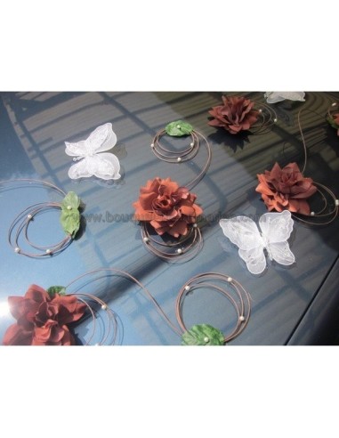 Décoration de voiture de mariage thème papillon couleur chocolat