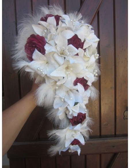 Bouquet de Fleurs Tombant thème Cascade avec lys perles,plumes