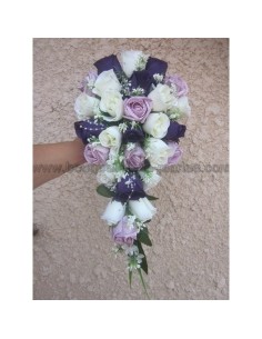 Bouquet mariage retombant style Parme et Prune avec perles, roses