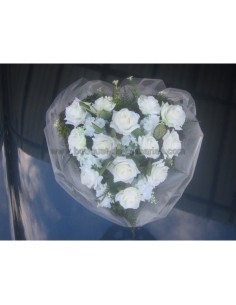 Beau Bouquet de voiture pour mariage thème "coeur de roses"
