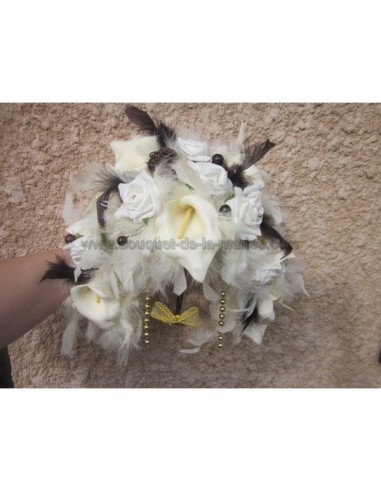 Bouquet de Mariage stylé thème ivoire, chocolat et plumes