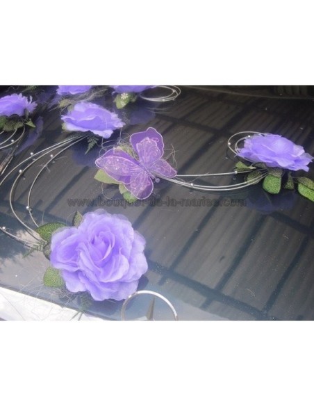 Composition de voiture de mariée thème parme, argent avec papillons