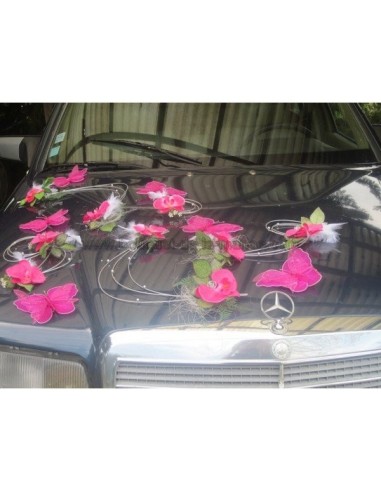 Composition voiture mariage fuschia orchidée argent papillons