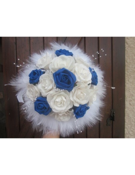 Bouquet de marie rond avec belles roses et plumes haut de gamme Bouquet de marie rond avec belles roses et plumes haut de gamme