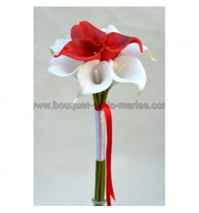 Bouquet mariée arums blanc et rouge