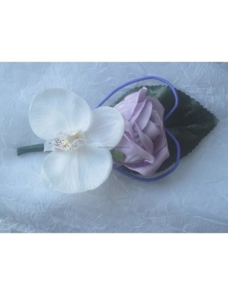 Boutonnière mariage avec coeur rose & orchidée parme, blanc