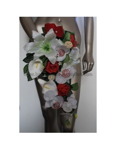 Bouquet mariage cascade avec lys, arums rouge, orchidées blanches