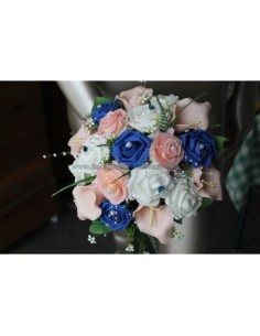Bouquet de mariée Splendide thème bleu / rose avec arums et roses