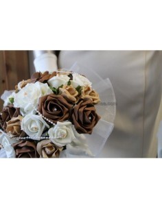 Beau Bouquet de mariée thème chocolat et caramel avec belles roses 2