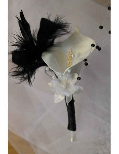 Bouquet de Mariée Cascade avec des Arums noir