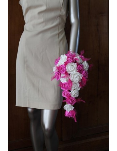 Bouquet de Mariage Cascade thème Fuchsia avec Roses & Plumes