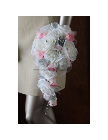 Bouquet de mariée blanc, rose et argent avec des roses et dentelle