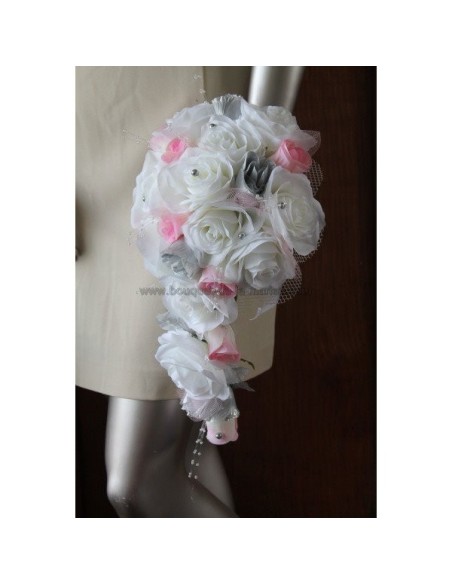 Bouquet de mariée blanc, rose et argent avec des roses et dentelle