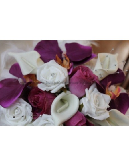Bouquet de Mariee couleur Aubergine avec Orchidées et Arums