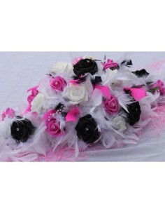 Bouquet de table pour mariage thème fuchsia noir et blanc 2