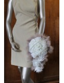 Bouquet de mariée cascade original couleur blanc, taupe gris, argent 