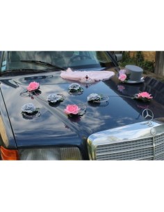 Décoration de voiture des mariées avec chapeau et voile rose, gris