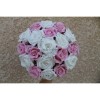 Bouquet de fleurs pour mariée blanc et rose tendre