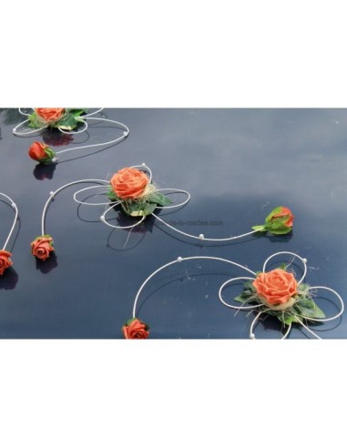 Fleurs voiture mariage couleur orange perlé