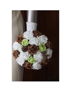 Bouquet mariée Rond thème Anis avec roses chocolat, papillon 2