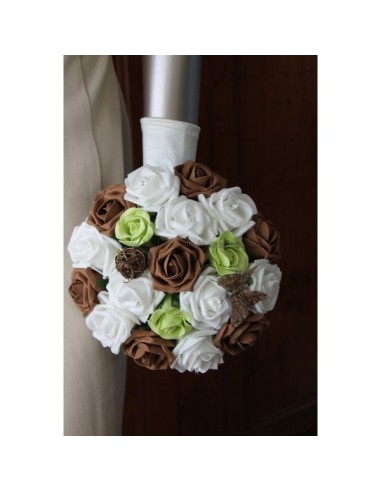 Bouquet mariée Rond thème Anis avec roses chocolat, papillon