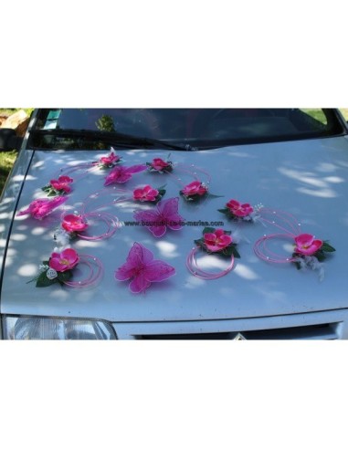 Composition voiture mariage fuschia orchidée argent papillons