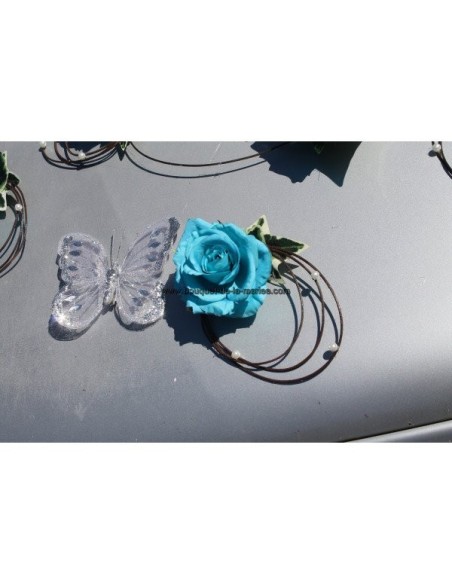 Décoration voiture de mariée turquoise-chocolat papillons