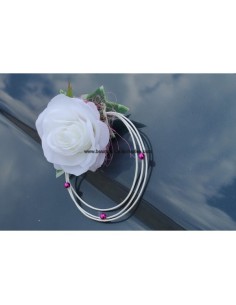 Composition pour voiture de mariage avec chapeau & voile fuchsia 2