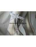 Jarretière de mariée couleur blanc et gris argenté avec strass, perles