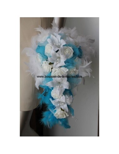 bouquet et boutonnière lys et plumes tuquoise