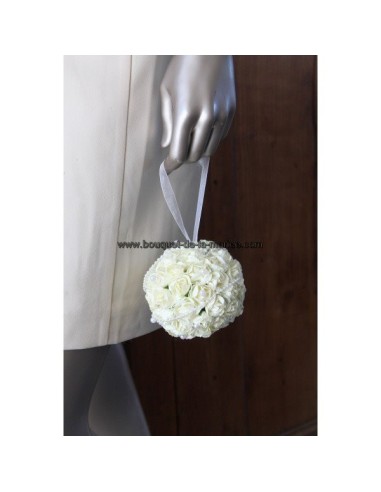 Bouquet de Mariage pour Enfant en forme de Boule de Roses 