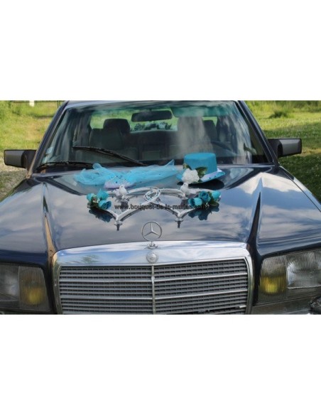 Splendide décoration de voiture de mariage thème turquoise et blanc